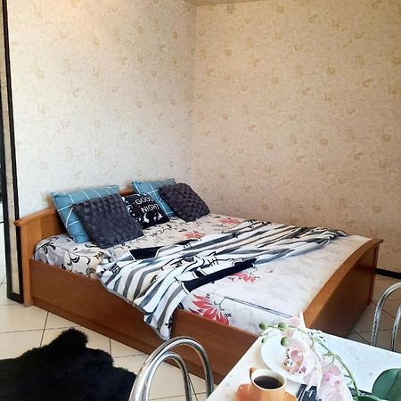 Apartments On Sotsialisticheskaya Kak Doma バブルイスク エクステリア 写真