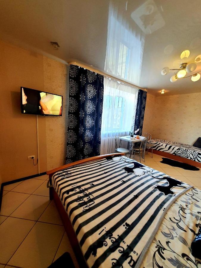 Apartments On Sotsialisticheskaya Kak Doma バブルイスク エクステリア 写真