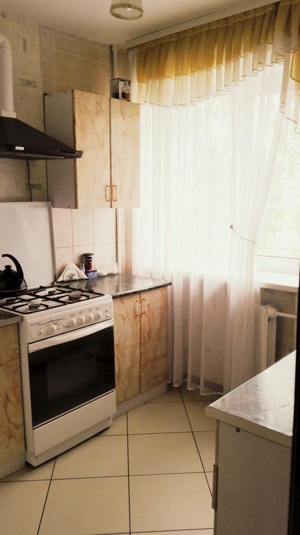 Apartments On Sotsialisticheskaya Kak Doma バブルイスク エクステリア 写真